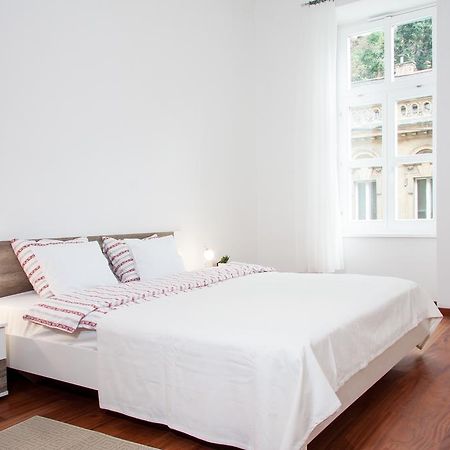 Apartments Mezzanine ザグレブ エクステリア 写真